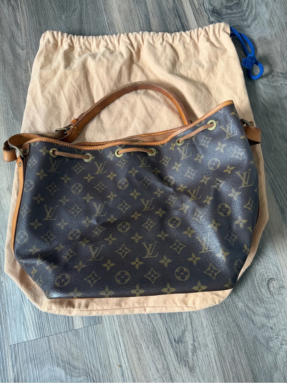 Louis Vuitton Monogram Canvas Petit Noe Shoulder Bag
